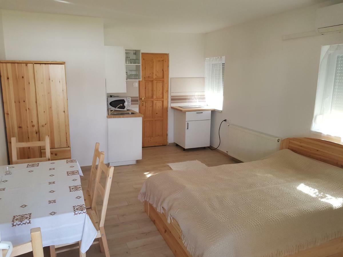 Pagrepe Apartman Balatonvilágos Zewnętrze zdjęcie